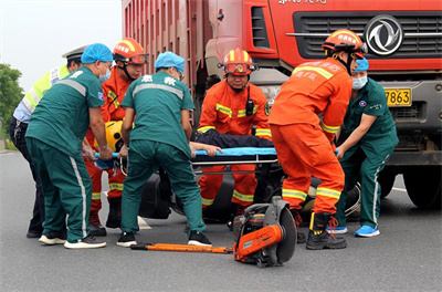 榕江沛县道路救援