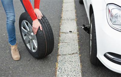 榕江东营区道路救援